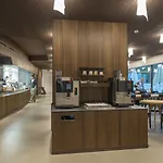 호스텔 Wellnesshostel4000