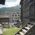 호스텔 Wellnesshostel4000 Saas Fee