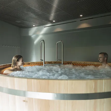 Wellnesshostel4000 Saas Fee