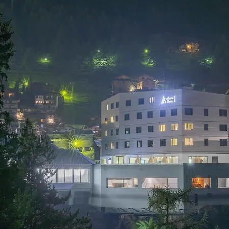 Wellnesshostel4000 Saas Fee