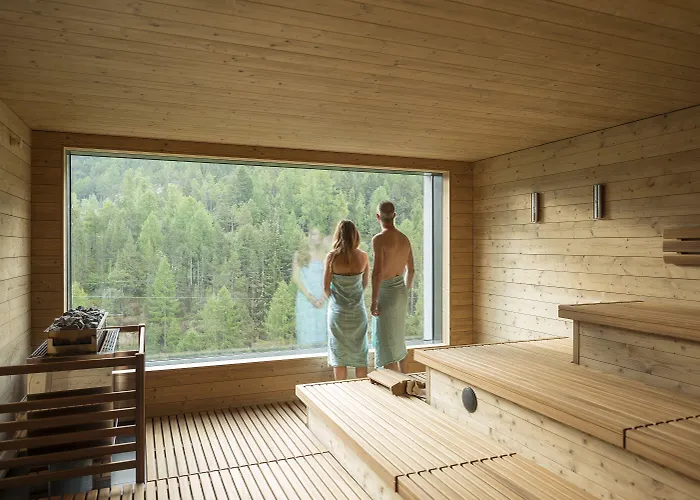 Wellnesshostel4000 Хостел Зас-Фе