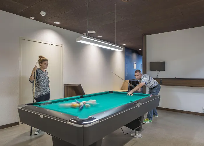 Wellnesshostel4000 * Saas Fee